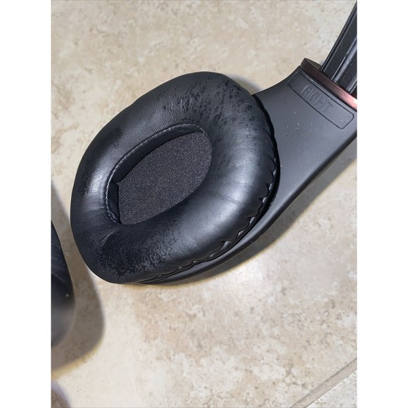 Klipsch Mode M40 Noise-Canceling Wired Headphones - Picture 9 of 16